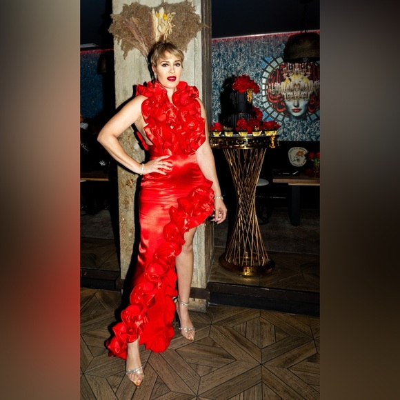 Bronx and Banco Scarlet Ruffle Dress - Picture 11 of 14